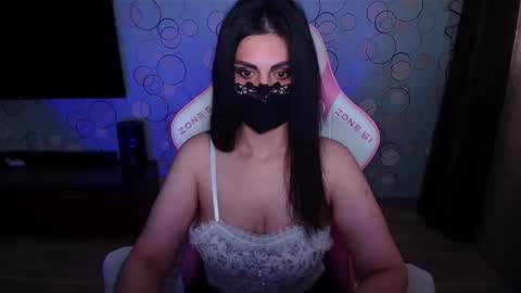   Yasmina   online show from May 26, 2026, 5:14 am