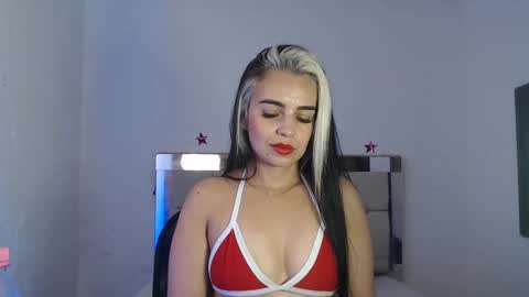 ashley__tylor online show from January 5, 2025, 4:47 am