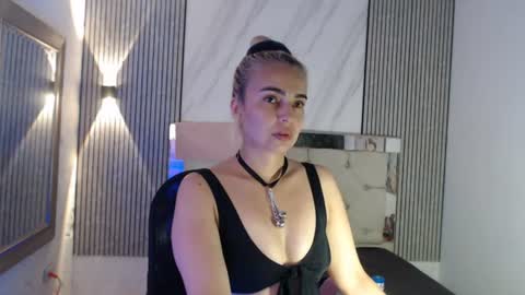 ashley__tylor online show from June 29, 2026, 7:25 pm