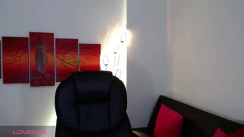 ashley_amoret94 online show from September 14, 2025, 2:38 pm