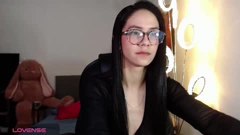 ashley_amoret94 online show from November 8, 2025, 7:34 pm