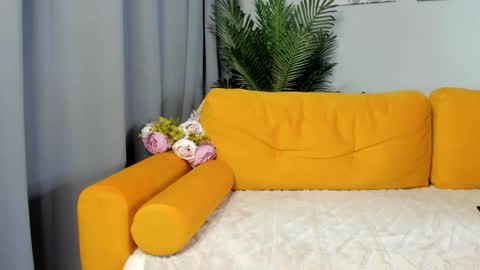 Ashley online show from November 5, 2025, 4:34 am