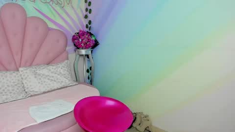 Ashley  online show from June 1, 2026, 1:02 pm