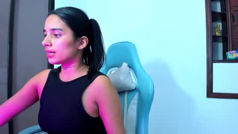 Snapshot of ashley_fresita chatting on January 25, 2025, 2:26 am ASHLEY online show from January 25, 2025, 2:26 am