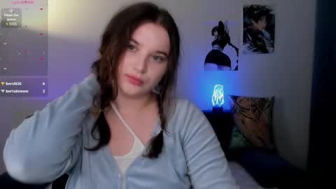 Snapshot of ashley_glen chatting on February 1, 2026, 7:34 pm online show from February 1, 2026, 7:34 pm