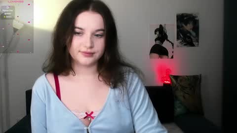 Snapshot of ashley_glen chatting on February 28, 2026, 10:55 pm online show from February 28, 2026, 10:55 pm