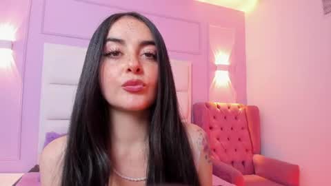 Snapshot of ashley_petit chatting on July 28, 2026, 6:20 pm ashley_petit online show from July 28, 2026, 6:20 pm
