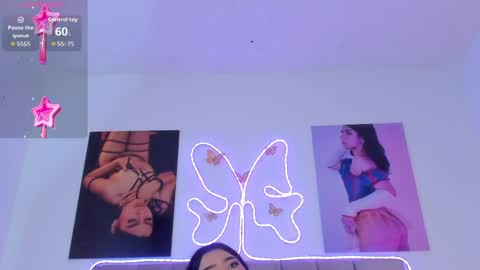 Snapshot of ashley_piinkk chatting on May 4, 2026, 6:20 am Ashley online show from May 4, 2026, 6:20 am