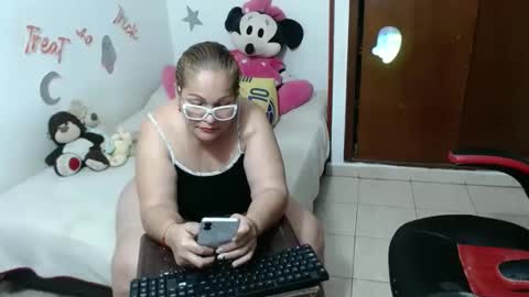 Snapshot of ashley_pink11 chatting on October 8, 2025, 10:40 pm ashley pink11 online show from October 8, 2025, 10:40 pm