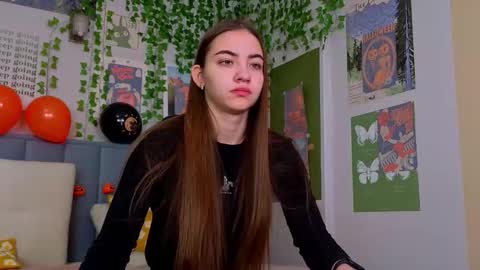 Ashle online show from October 23, 2025, 4:23 am