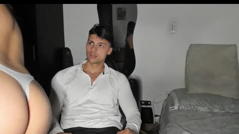 ASHLEY AND TYLER online show from October 9, 2025, 10:19 pm