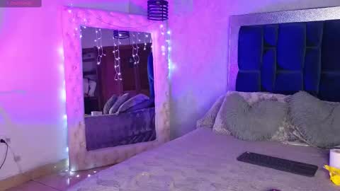 CAMILA online show from October 15, 2025, 9:26 pm