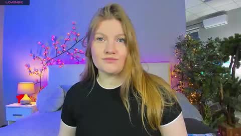 Snapshot of ashleyjonse chatting on May 18, 2026, 5:02 am AshleyJonse online show from May 18, 2026, 5:02 am