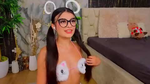 Snapshot of ashleykartter chatting on August 1, 2026, 6:18 pm Ashley online show from August 1, 2026, 6:18 pm