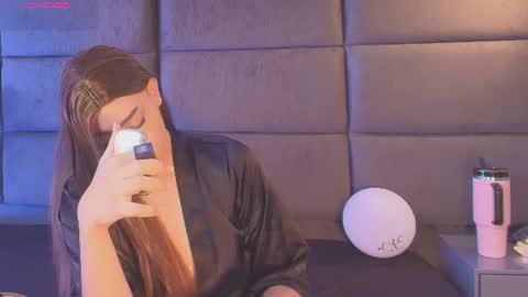 Snapshot of ashleymonroee__ chatting on June 13, 2026, 2:15 pm ASHLEY MONROE online show from June 13, 2026, 2:15 pm