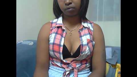 Snapshot of ashleyqueen_x chatting on September 29, 2025, 10:25 pm ashleyqueen X online show from September 29, 2025, 10:25 pm