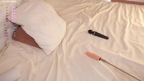 Amy  online show from January 17, 2025, 9:50 pm