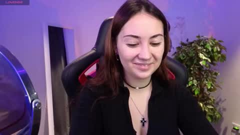 Ashley online show from December 18, 2025, 8:53 am