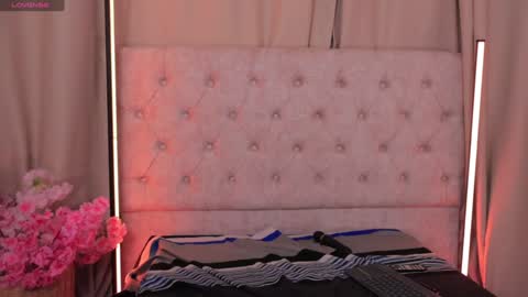 Ashley Lauren online show from January 9, 2025, 6:48 am