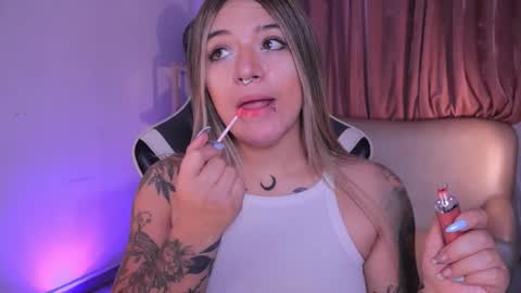 Ashley Lauren online show from November 10, 2025, 3:49 am