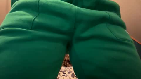 ashleyynicholee online show from December 15, 2025, 5:55 am