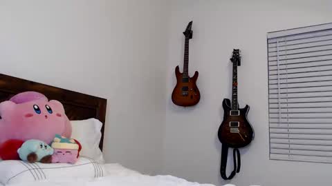 Ashley Love online show from November 12, 2025, 6:58 am