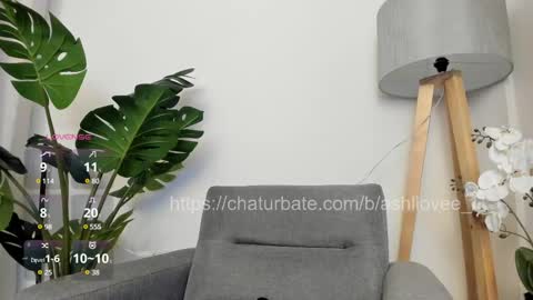 ashllovee online show from February 19, 2025, 11:46 pm