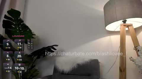 ashllovee online show from February 22, 2025, 3:12 am