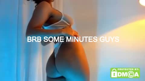 ashllovee online show from October 12, 2025, 12:59 pm