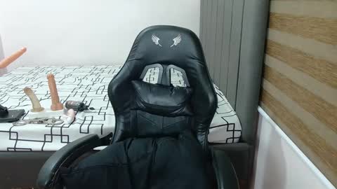 ashly online show from January 28, 2025, 11:17 am