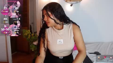 Snapshot of ashly_collin9 chatting on February 5, 2025, 8:25 pm ashly online show from February 5, 2025, 8:25 pm