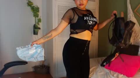 Snapshot of ashly_collin9 chatting on March 8, 2025, 8:46 pm ashly online show from March 8, 2025, 8:46 pm
