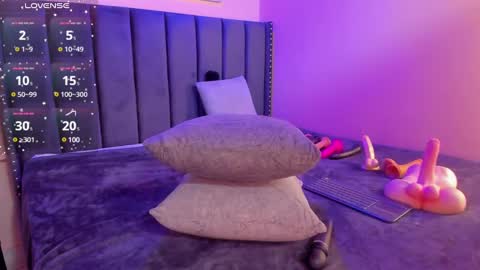 ashlye_miller_ online show from December 12, 2024, 7:08 am