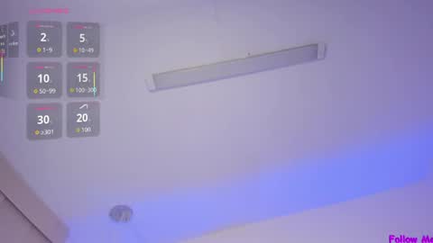 ashlye_white online show from April 10, 2026, 1:55 am