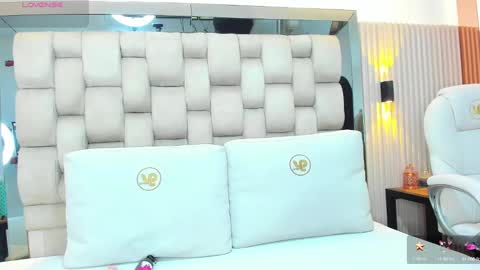 Snapshot of ashlyn_parker chatting on February 22, 2025, 7:47 pm ashlyn online show from February 22, 2025, 7:47 pm