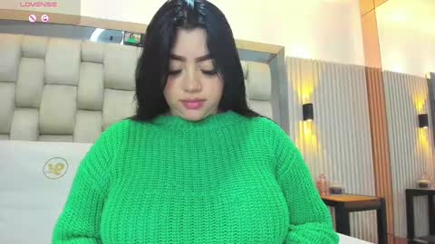 Snapshot of ashlyn_parker chatting on February 28, 2025, 8:18 pm ashlyn online show from February 28, 2025, 8:18 pm