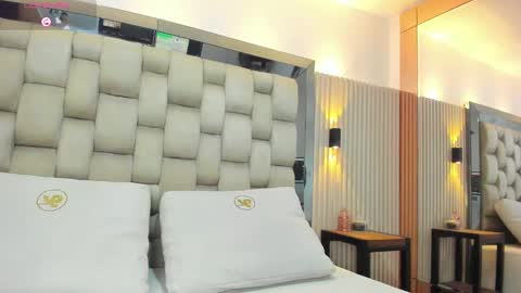 Snapshot of ashlyn_parker chatting on March 1, 2025, 7:37 pm ashlyn online show from March 1, 2025, 7:37 pm