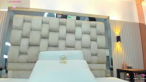 Snapshot of ashlyn_parker chatting on March 4, 2025, 1:45 am ashlyn online show from March 4, 2025, 1:45 am