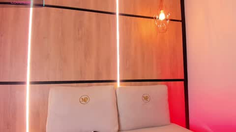 Snapshot of ashlyn_parker chatting on October 15, 2025, 7:14 pm ashlyn online show from October 15, 2025, 7:14 pm