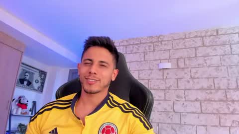 Snapshot of ashton_coleman_ chatting on July 21, 2026, 6:54 pm my name real is camilo online show from July 21, 2026, 6:54 pm