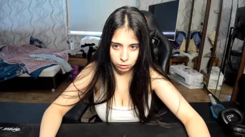 Lina online show from February 19, 2026, 1:34 am