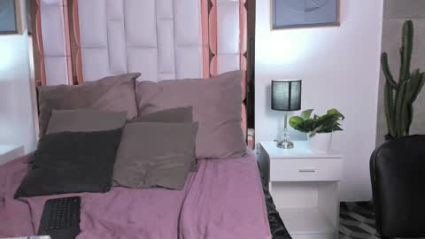 Snapshot of asia_25_ chatting on January 17, 2025, 9:39 am PAO online show from January 17, 2025, 9:39 am