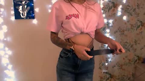 Snapshot of asia_n_ chatting on September 26, 2025, 6:06 am asia_n_ online show from September 26, 2025, 6:06 am