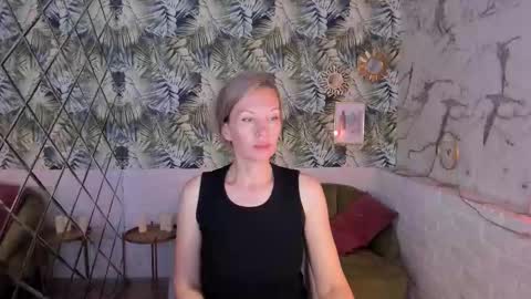 Asia online show from September 18, 2025, 5:42 am