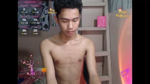 asian_ainsley69 online show from November 1, 2025, 7:16 pm