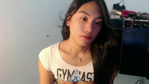 Snapshot of asian_alliyah chatting on May 12, 2026, 11:35 pm asian_alliyah online show from May 12, 2026, 11:35 pm