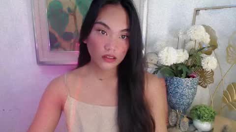 Snapshot of asian_alliyah chatting on June 8, 2026, 3:29 am asian_alliyah online show from June 8, 2026, 3:29 am