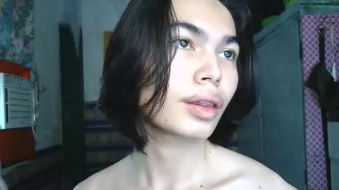 asian_babyboi online show from April 20, 2026, 6:27 am