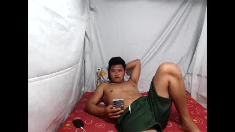 asian_boy4u online show from April 12, 2026, 12:10 pm