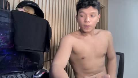 asian_calid22xx online show from March 11, 2026, 6:25 pm